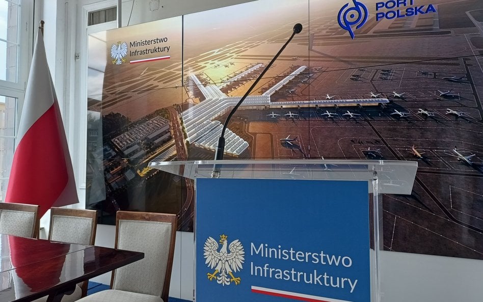 Nowy szef CPK już w najbliższych dniach. Kilka poważnych problemów do rozwiązania