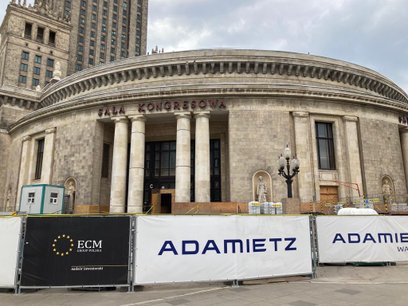 Podczas prac w Pałacu Kultury wykryto niebezpieczne materiały