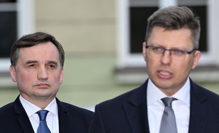 Minister sprawiedliwości, prokurator generalny Zbigniew Ziobro (L) i wiceminister sprawiedliwości Ma