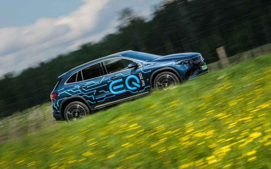 EQ Tour – czyli Mercedes idzie w prąd