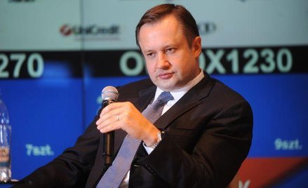 Decyzje rządu oceniają także rynki kapitałowe