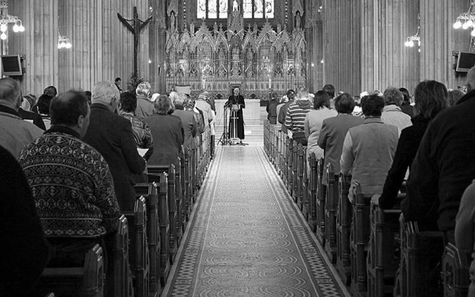 Jak przeciwdziałać pedofilii księży