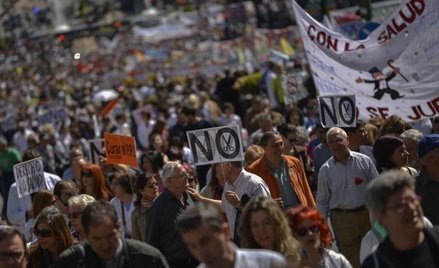 Kryzys pustoszy Hiszpanię