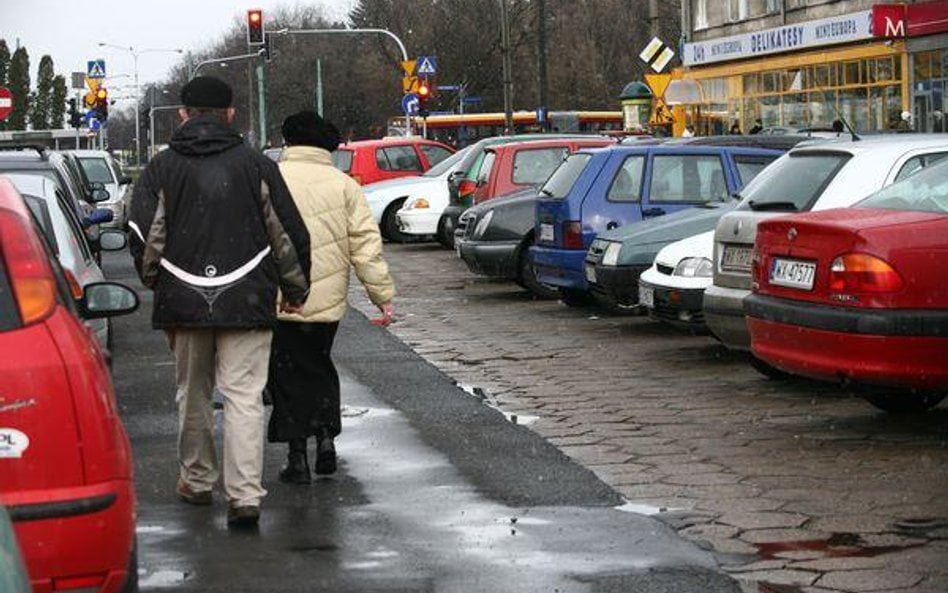 Małżonkowie mogą odrębnie amortyzować wspólny samochód