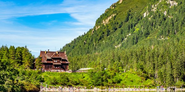 Ukrainiec wjechał autem nad Morskie Oko. Przeprasza, ale nie zgadza się z karą