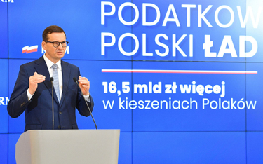Premier Mateusz Morawiecki podczas konferencji prasowej  na temat Polskiego Ładu