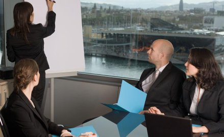 Radca prawny nie zawsze będzie mógł szkolić w kancelarii