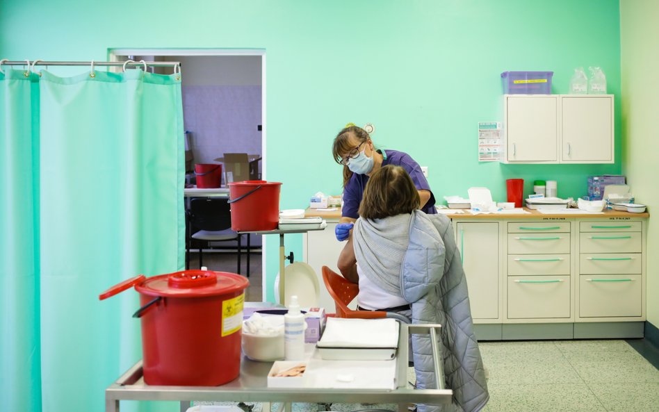 Epidemia w Polsce - raport Ministerstwa Zdrowia: 4728 zakażeń koronawirusem