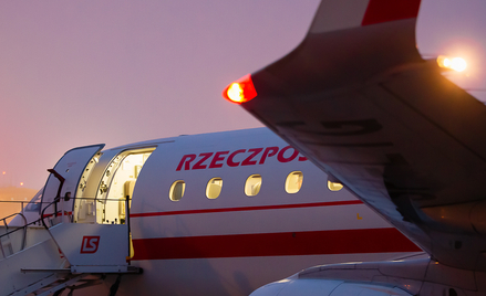 Rząd odtajni informacje o lotach HEAD. Odwołano decyzję Marka Kuchcińskiego