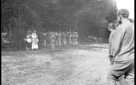 Msza polowa, Horožanka, 15 sierpnia 1915 [obecnie na Ukrainie], okres I wojny światowej, fot. Gustav