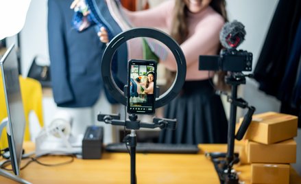 Influencer promuje twoje produkty? Skorzystasz z ulgi na ekspansję