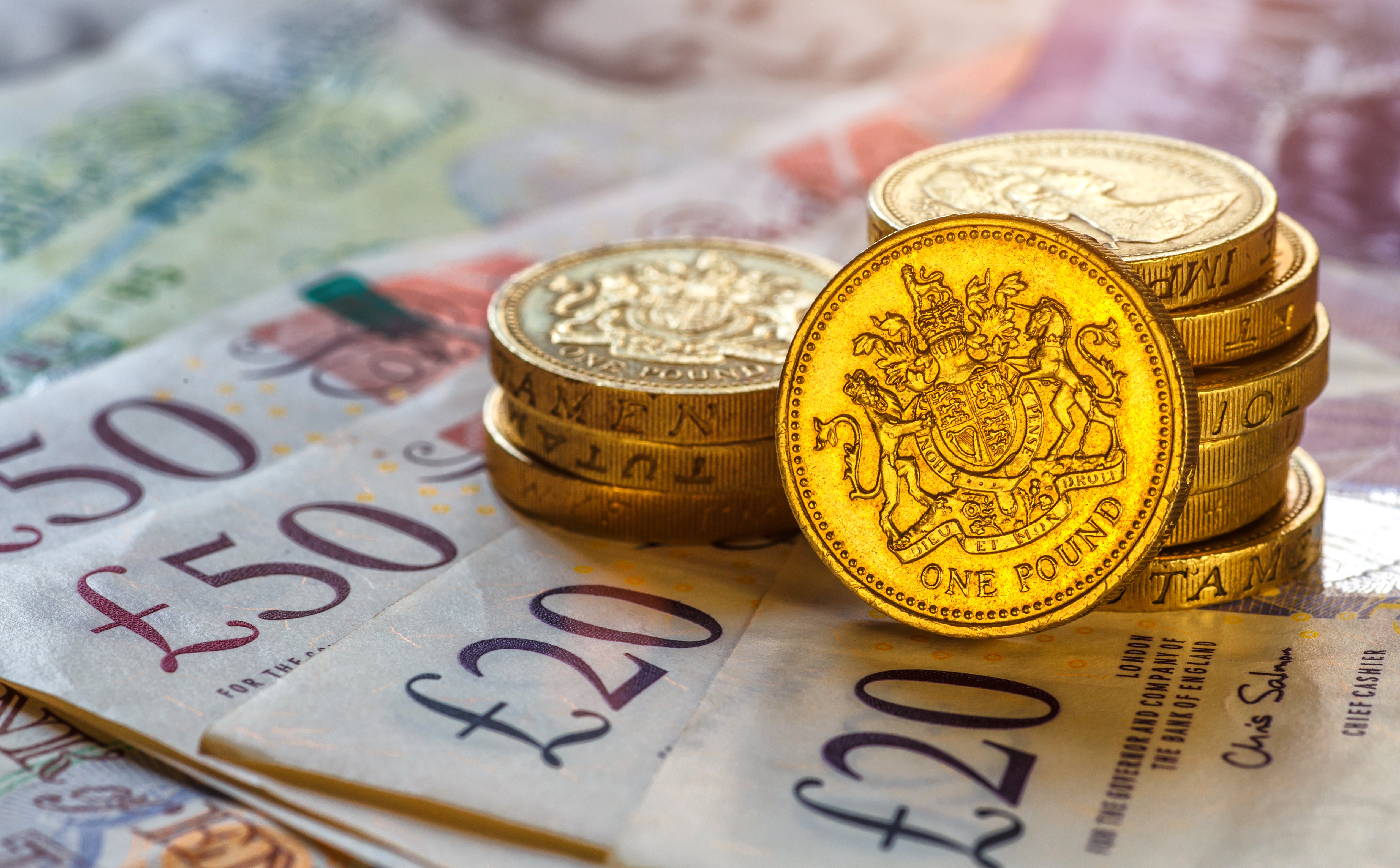 Funt brytyjski w końcu złamie obronę ustanowioną przez jena?