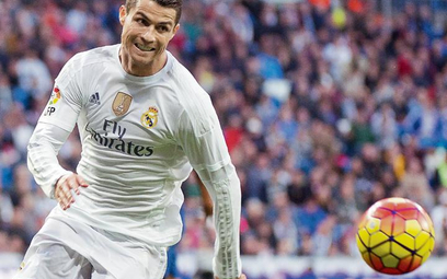 Książki o Cristiano Ronaldo zajęłyby już sporą półkę
