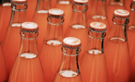 Słodzone napoje mogą mieć związek z nowotworami