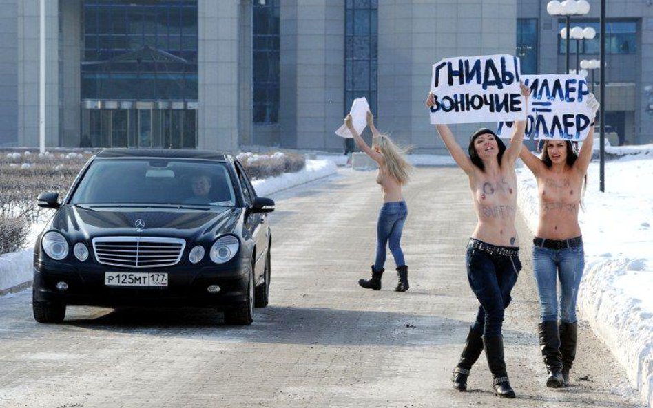 Ukraińskie aktywistki z Femenu protestowały przed moskiewską siedzibą Gazpromu. Nie zgadzają się na 
