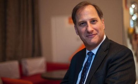 Calomiris: Europa nie rozwiązuje swoich problemów