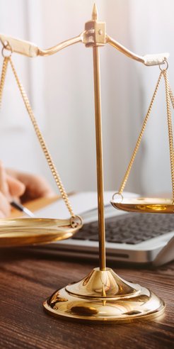 Rok 2025 przyniósł fundamentalną zmianę w układzie sił między pracownikiem a pracodawcą, a walka z n