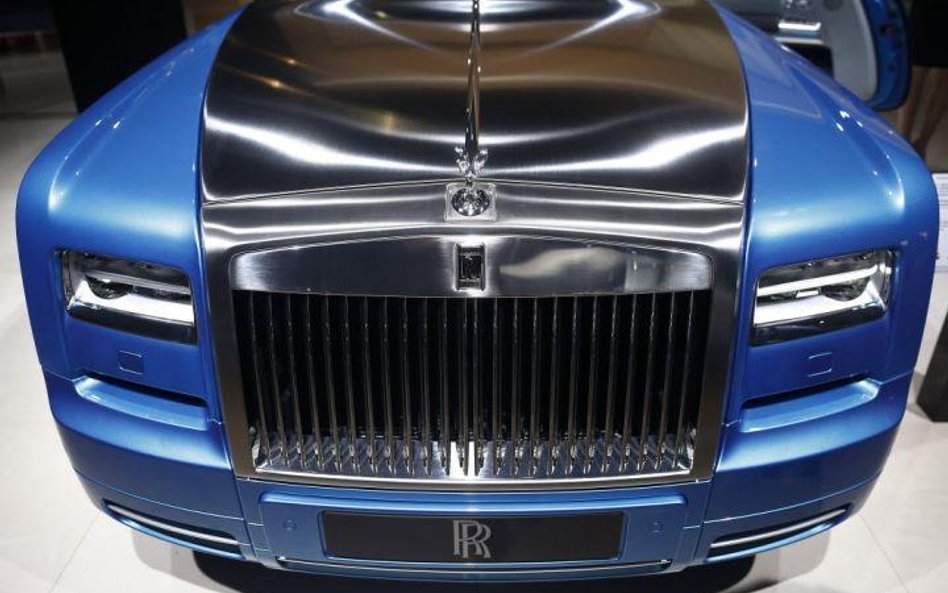 Popyt na małe auta Rolls-Royce