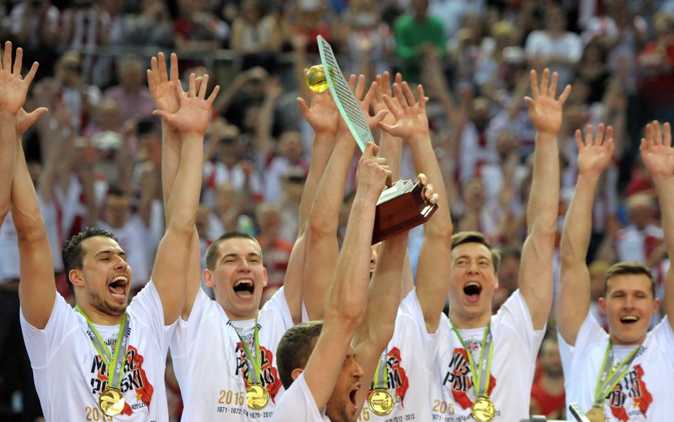 Drużyna z Rzeszowa wygrała w play off (do trzech wygranych) i została mistrzem kraju.