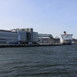 Publiczny Terminal Promowy w Gdyni i statek Stena Line podczas prób nabrzeża w kwietniu