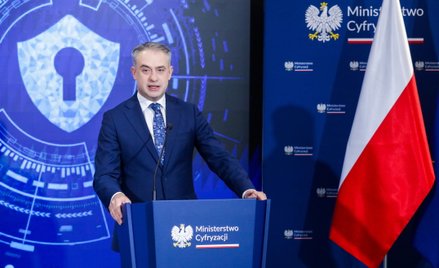 Wicepremier, minister cyfryzacji Krzysztof Gawkowski podczas konferencji prasowej „Nowy wymiar bezpi