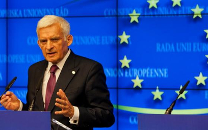 Trzeba dążyć do pełnego wdrożenia trzeciego pakietu energetycznego – ocenia Jerzy Buzek, eurodeputow