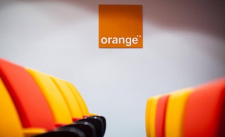Kurs Orange rośnie po umowie z T-Mobile