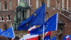 Z sondażu wynika, że poglądy polityczne wyraźnie wpływają na ocenę obecności naszego kraju we wspóln