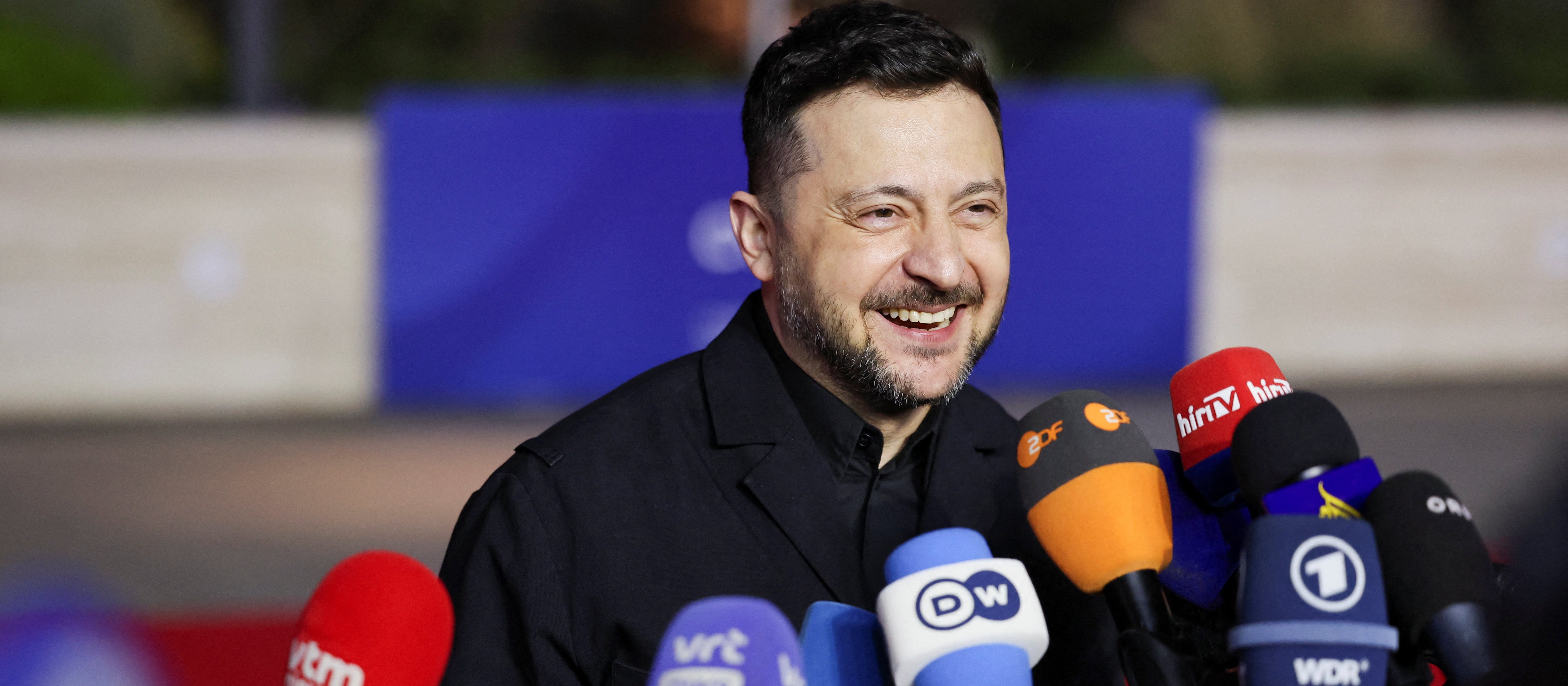 „Deputowani też płacą”. Były asystent prezydenta Zełenskiego rozmawia o przepływach pieniędzy