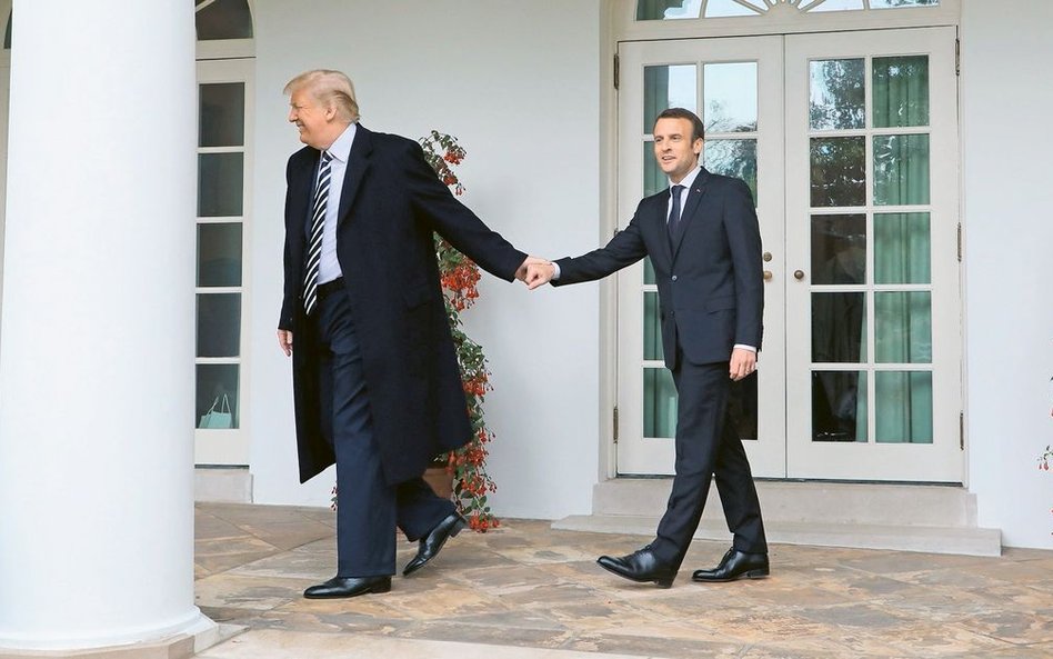 Wielka dyplomacja? Emmanuel Macron z wizytą u Donalda Trumpa