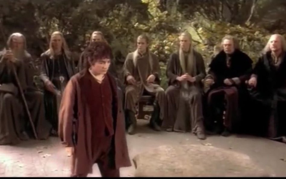 "Władca Pierścieni: Drużyna Pierścienia", reżyseria: Peter Jackson, produkcja: Nowa Zelandia, USA, 2