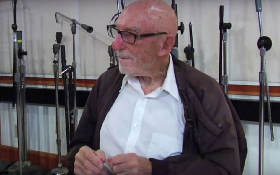 ERIK BAUERSFELD (28 CZERWCA 1922 R. – 3 KWIETNIA 2016 R.) Amerykański aktor zdobył popularność, podk