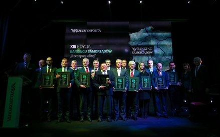 Nagrodzeni w kategorii gminy miejskie i miejsko-wiejskie.