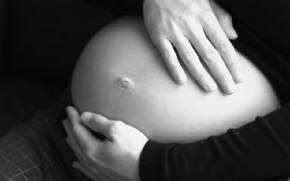 Przyszła mama nie pracuje nocną porą