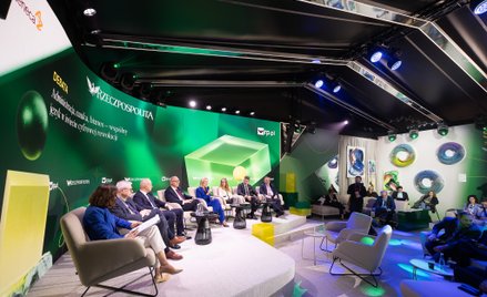 Administracja, nauka, biznes – wspólny język w świecie cyfrowej rewolucji