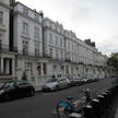 Burmistrz Londynu Sadiq Khan ostrzegał ostatnio, że oferujący noclegi użytkownicy Airbnb stwarzają k