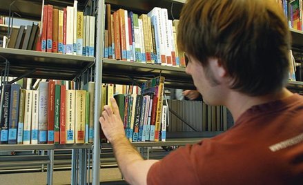 Polscy studenci mogą się uczyć w niepublicznych uczelniach już od 20 lat