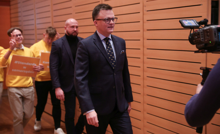 Partia Szymona Hołowni jest popularnym ugrupowaniem i rośnie w siłę