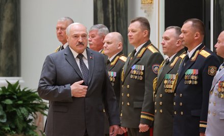 Łukaszenki kolos na glinianych nogach. Z Mińska płyną coraz dziwniejsze oświadczenia