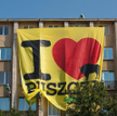 Aktywiści z Greenpeace w 2010 powiesili wielki baner na budynku Ministerstwa Środowiska