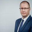 Pośrednik, który lubi rodzinne podróże po Europie