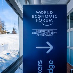 Forum Ekonomiczne w Davos. "Polskie firmy powinny tam jechać"
