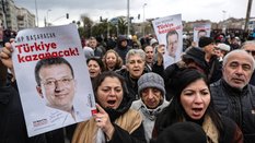 Protest w sprawie zatrzymania Ekrema Imamoglu