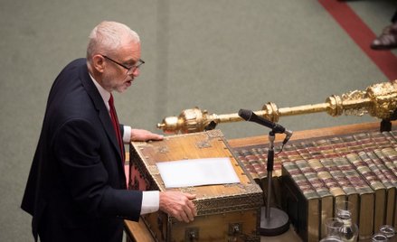 Corbyn: Johnson nie ma poparcia swojego kraju