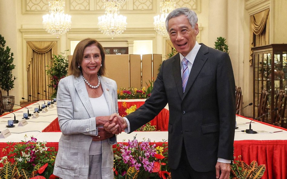 Premier Singapuru Lee Hsien Loong podczas spotkania ze spikerką Izby Reprezentantów USA Nancy Pelosi