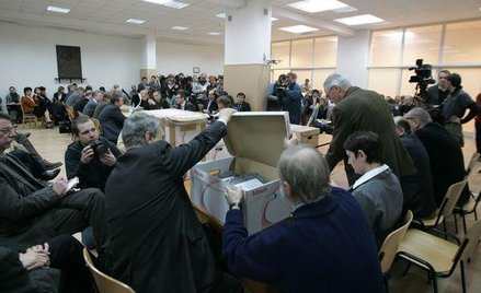 Specjaliści nie muszą składać zaświadczeń