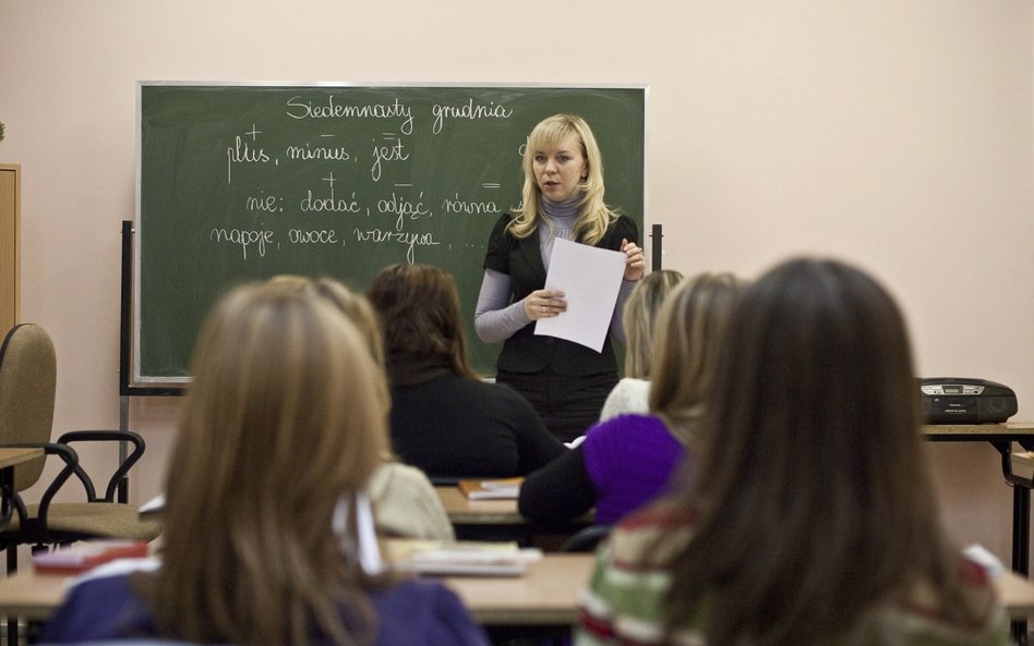 Lekcja w polskiej Szkole Społecznej przy Związku Polaków na Białorusi. Zdjęcie archiwalne z 2010 rok