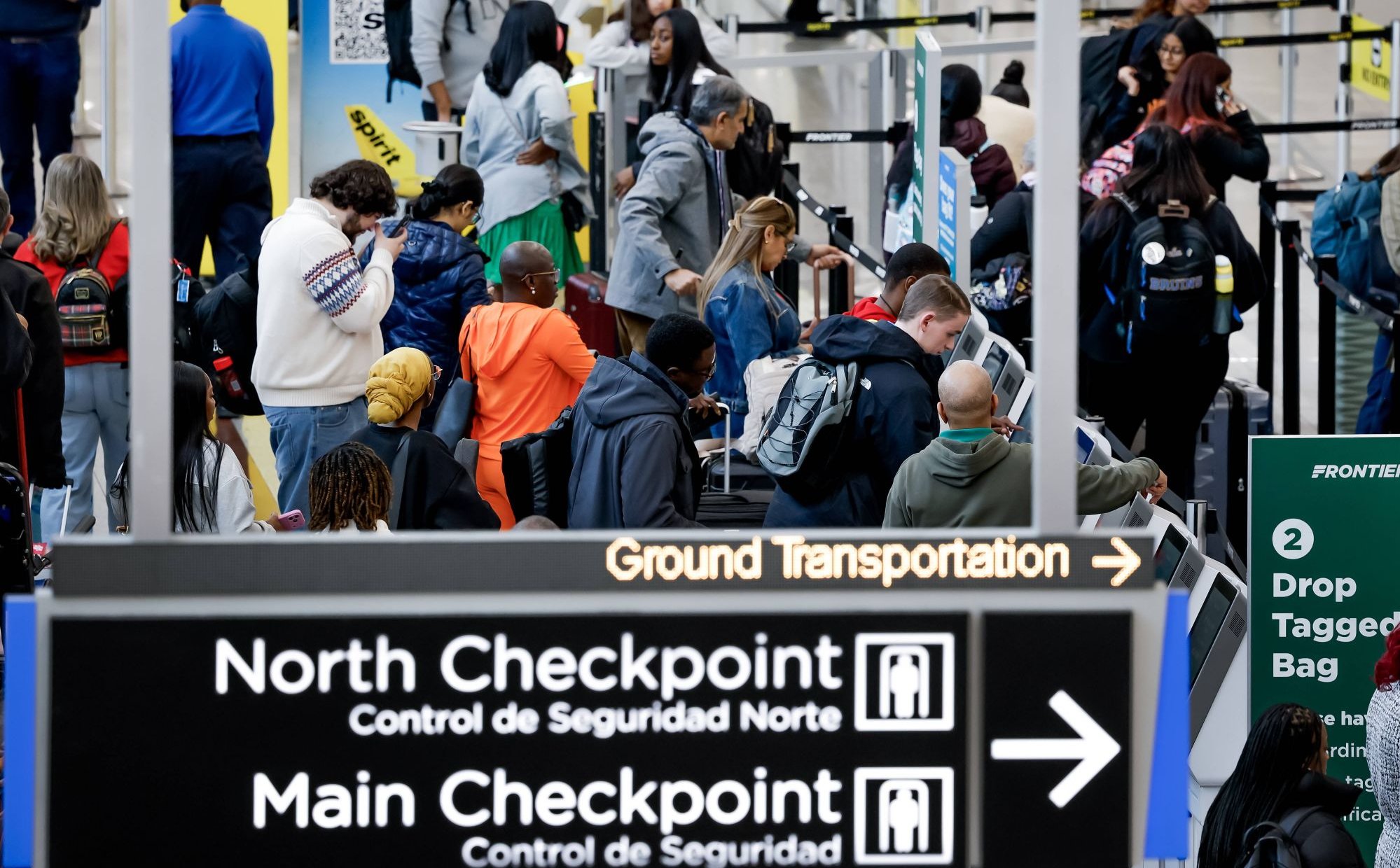 Lotnicze rekordy 2025 roku. Wiemy, które lotniska i linie miały najwięcej pasażerów