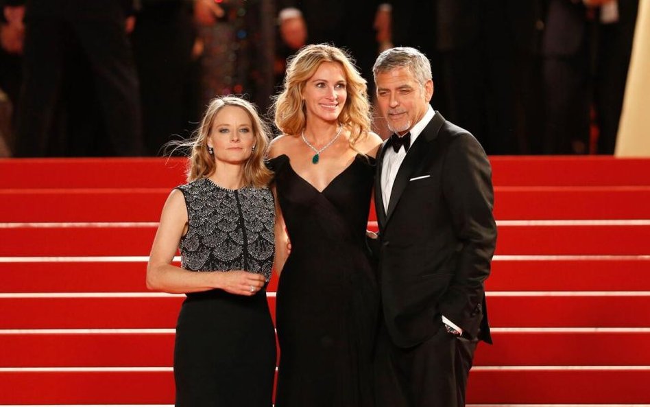 Jodie Foster, Julia Roberts i George Clooney po pokazie w Cannes filmu „Money Monster”