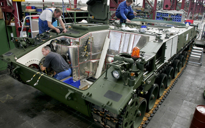 Niemieckie czołgi z fabryki na Ukrainie. Kreml już grozi atakiem